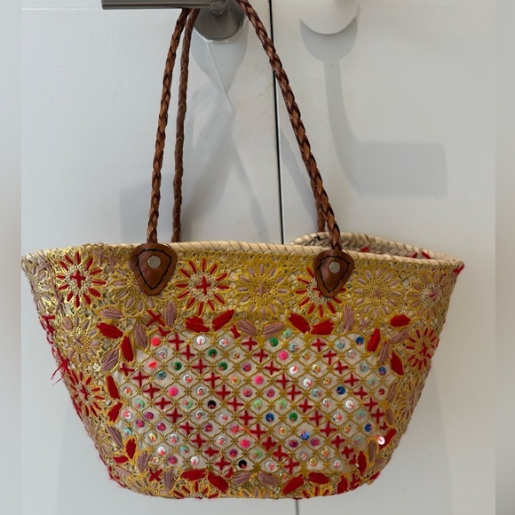 **Handmade Moroccan tote basket** - Picture 5 of 7